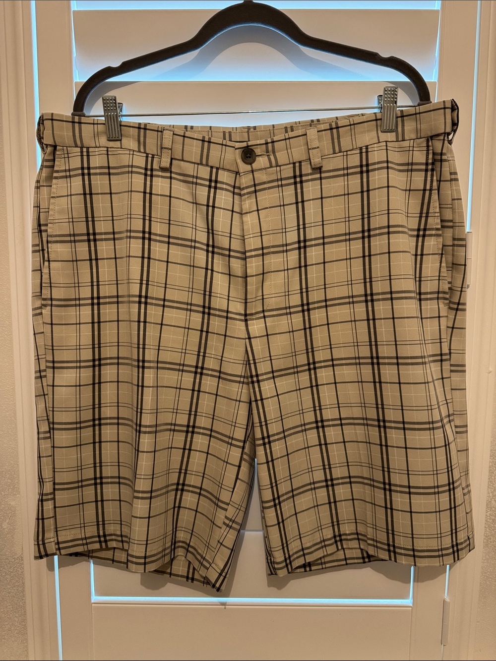 Haggar Men's Plaid Shorts - White & Black